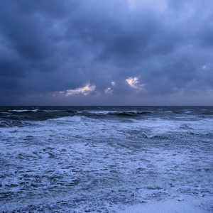 Mer tumultueuse sous un ciel couvert - France  - collection de photos clin d'oeil, catégorie paysages